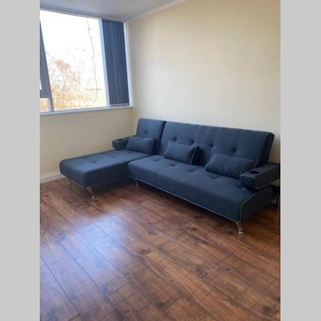 3 Bed Contemporary Crewe Apartment Exterior photo